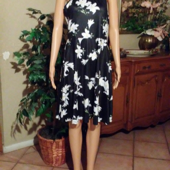 Bikatu tie back dress sizeM - Picture 3 of 6